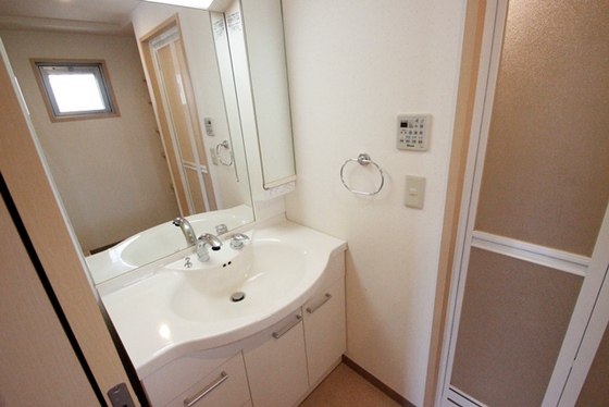 スカイアヴェニュー