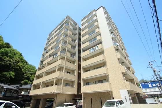 スカイアヴェニュー