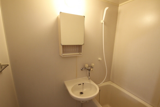 ヴァンセーヌ今村 A棟