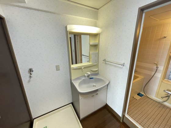 ホウライツルビル