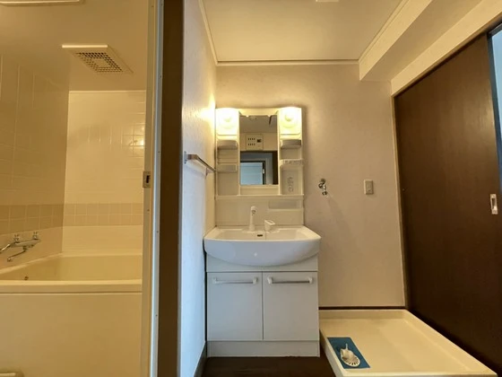 ホウライツルビル