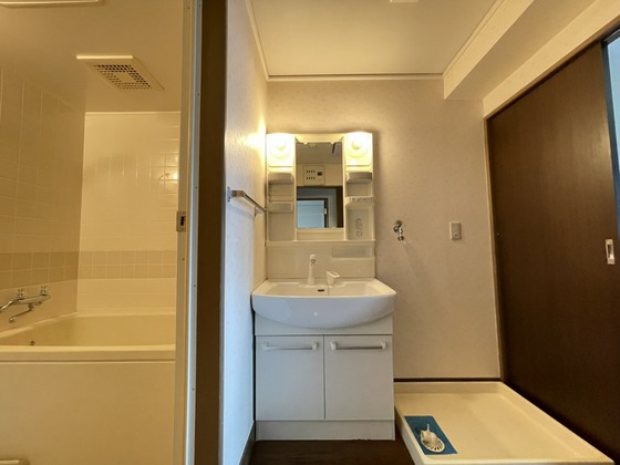 ホウライツルビル