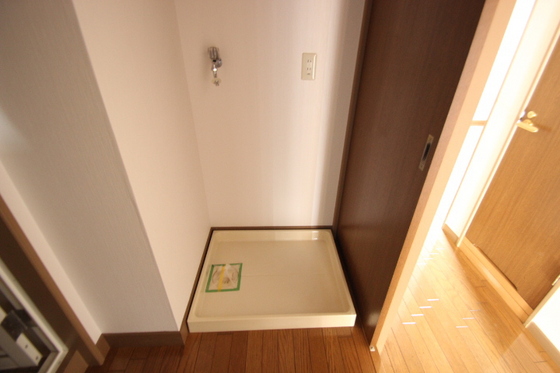 ホウライツルビル