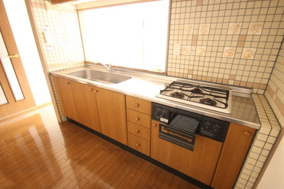 ホウライツルビル