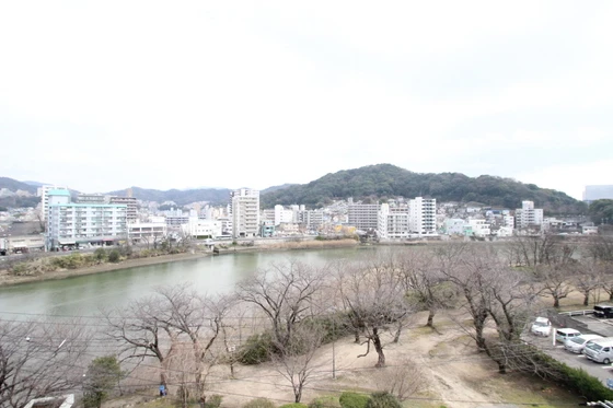 ホウライツルビル