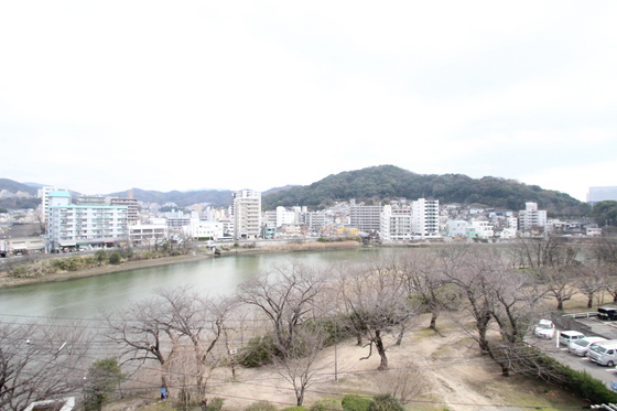 ホウライツルビル