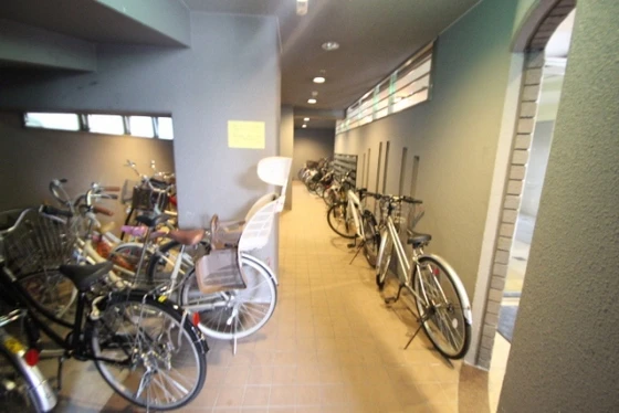 ホウライツルビル