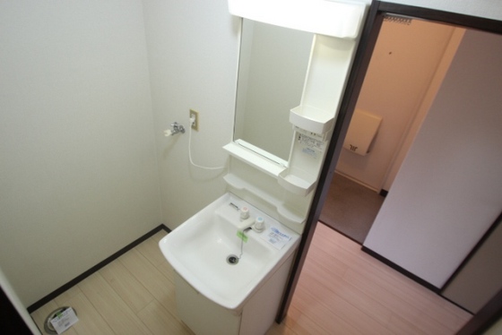 メゾン海老園 B棟