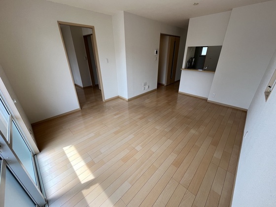 ウィングス緑井 A棟