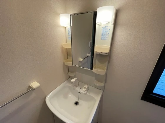 フレグランス中山東 B棟