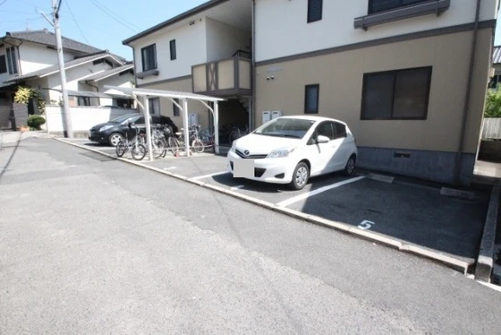 フレグランス中山東 B棟