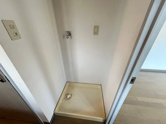 レジデンス上安