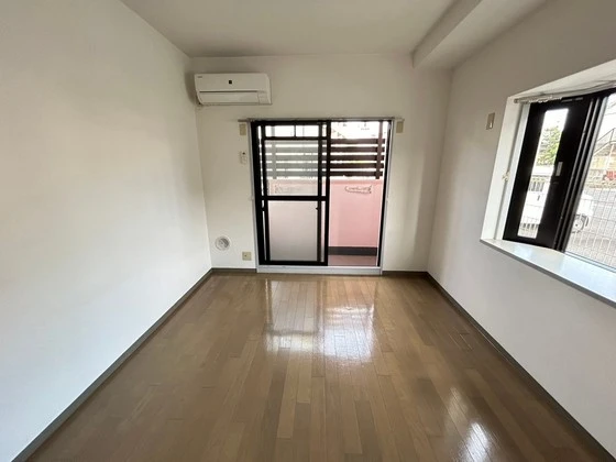 レジデンス上安