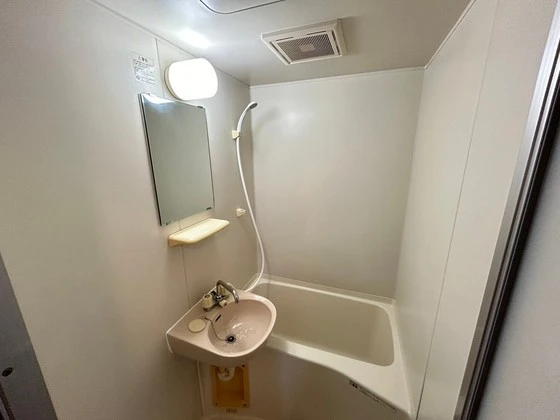 レジデンス上安