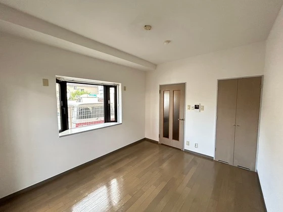 レジデンス上安