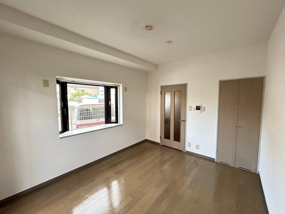 レジデンス上安