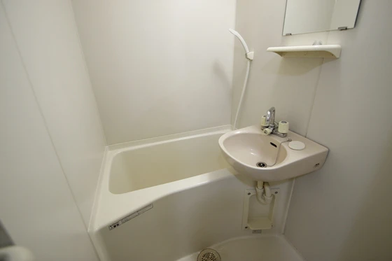 レジデンス上安