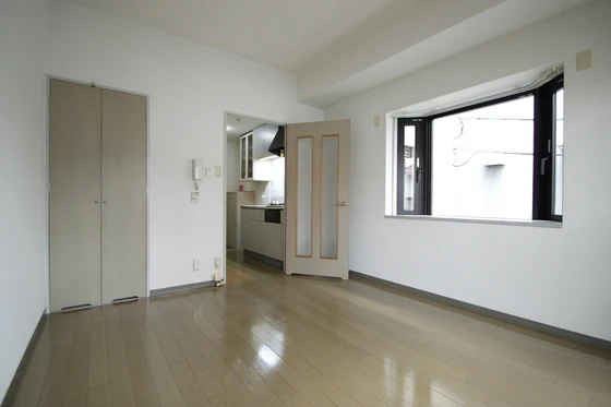 レジデンス上安