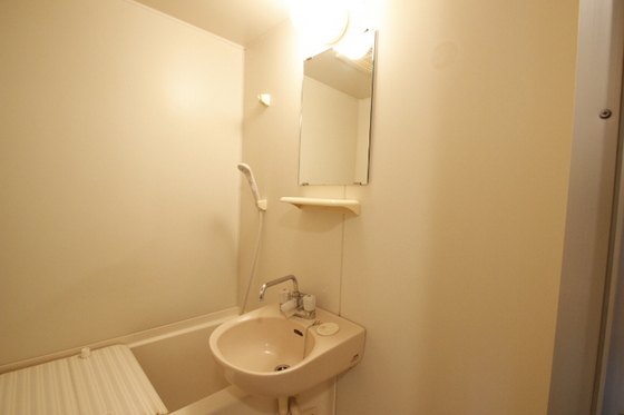 レジデンス上安