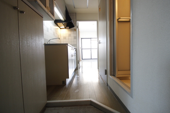 レジデンス上安