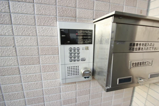 レジデンス上安