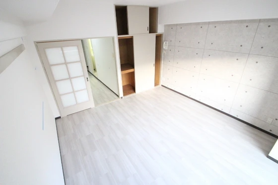 グランヴェルジェ中須Ⅱ