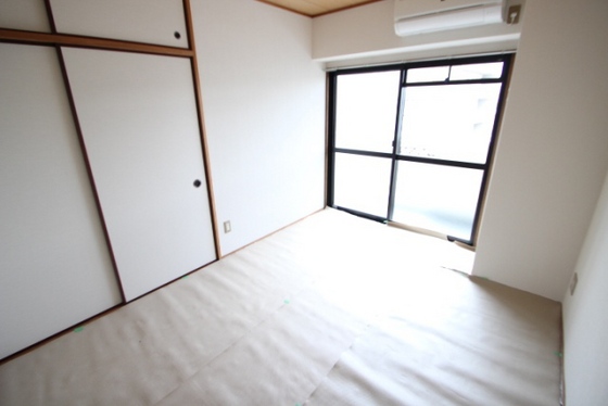 プーテゥジュール1番街