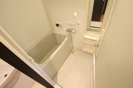 ラゾプレイス西原