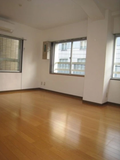 第一田万里ビル