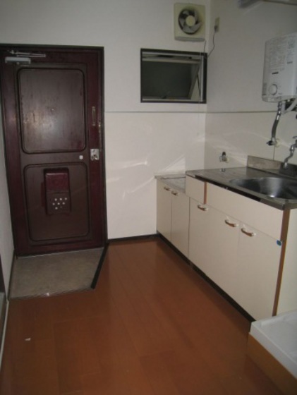 第一田万里ビル