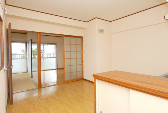 島本マンション