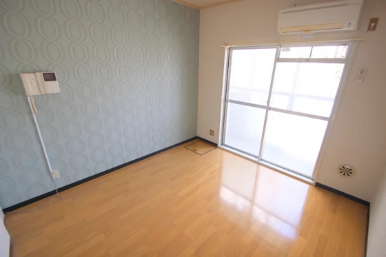 ホワイトパレス長束