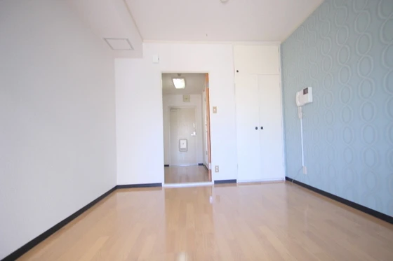 ホワイトパレス長束