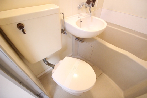 ホワイトパレス長束