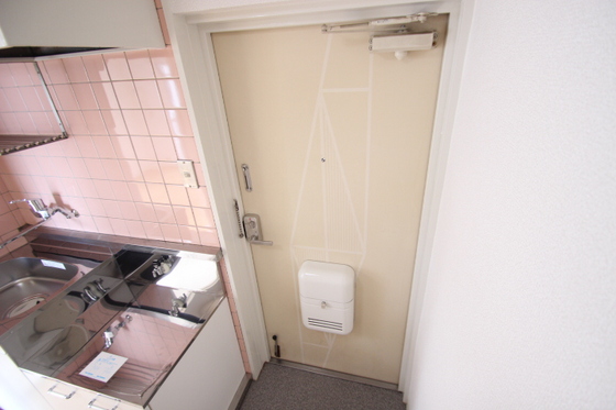 ホワイトパレス長束