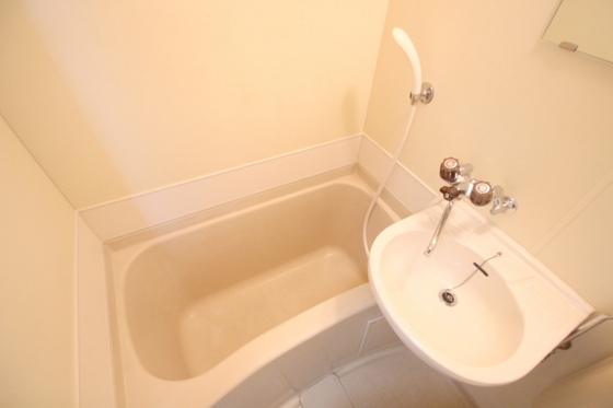 ホワイトパレス長束