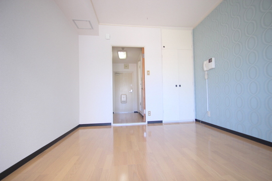 ホワイトパレス長束