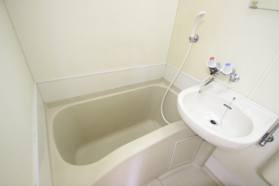 ホワイトパレス長束