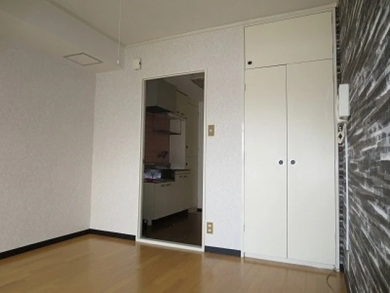 ホワイトパレス長束