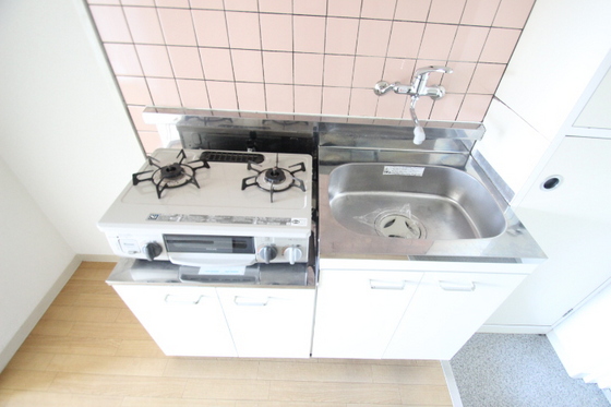 ホワイトパレス長束