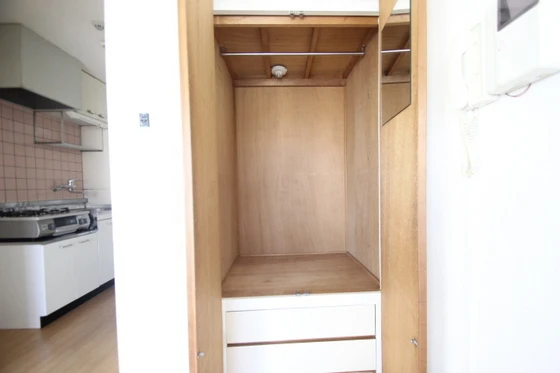 ホワイトパレス長束