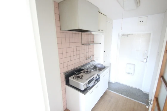 ホワイトパレス長束