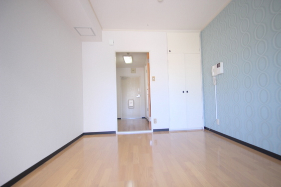 ホワイトパレス長束