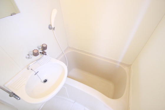 ホワイトパレス長束