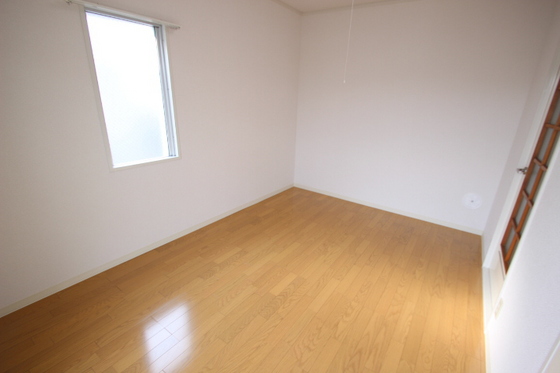 ホワイトパレス長束