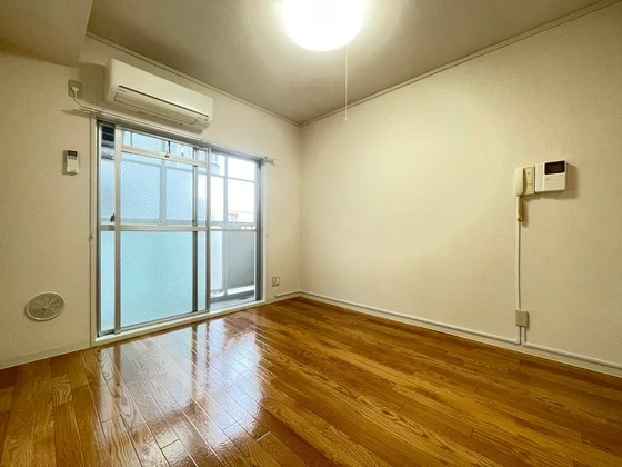 ホワイトパレス長束