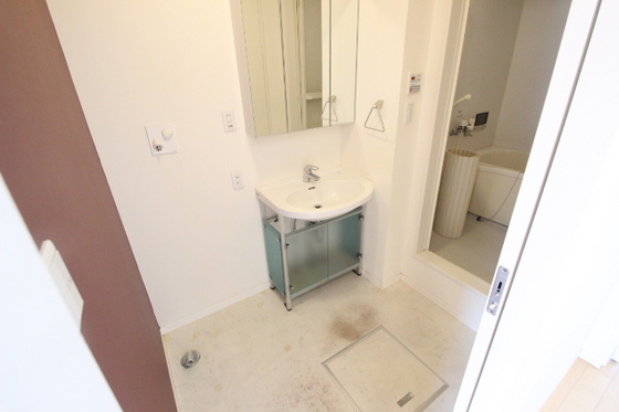 アンシャンテ サカエ