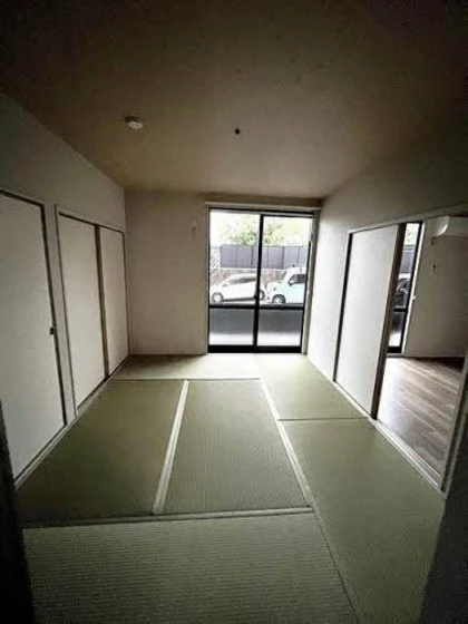 サニープレース上平良