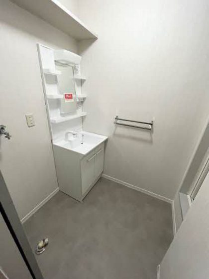 サニープレース上平良