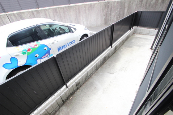 サニープレース上平良